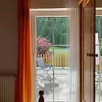 Haus Obernig Apartment *