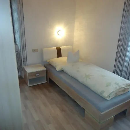 Haus Obernig Apartman *